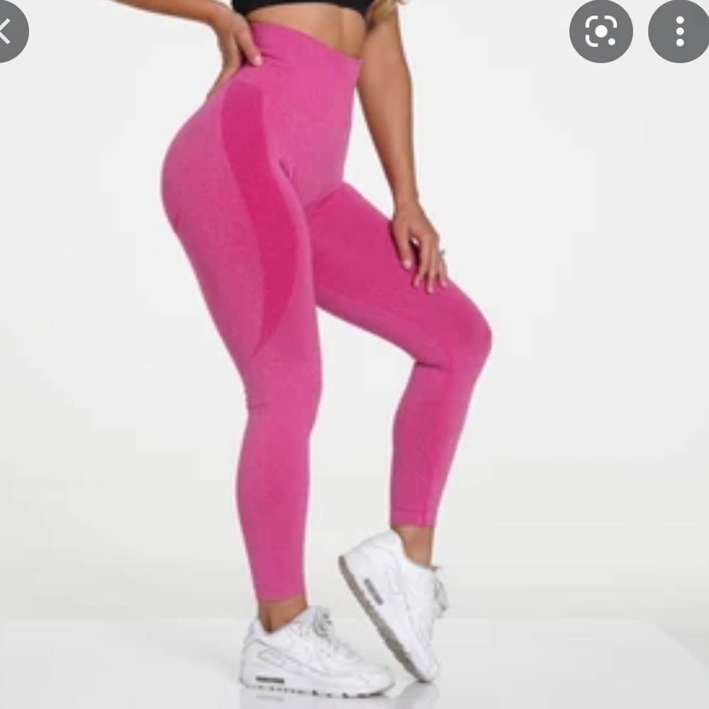 NVGTN fuchsia contour seamless leggings
